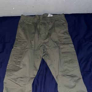 H&M green cargo , Size M BRAND NEW